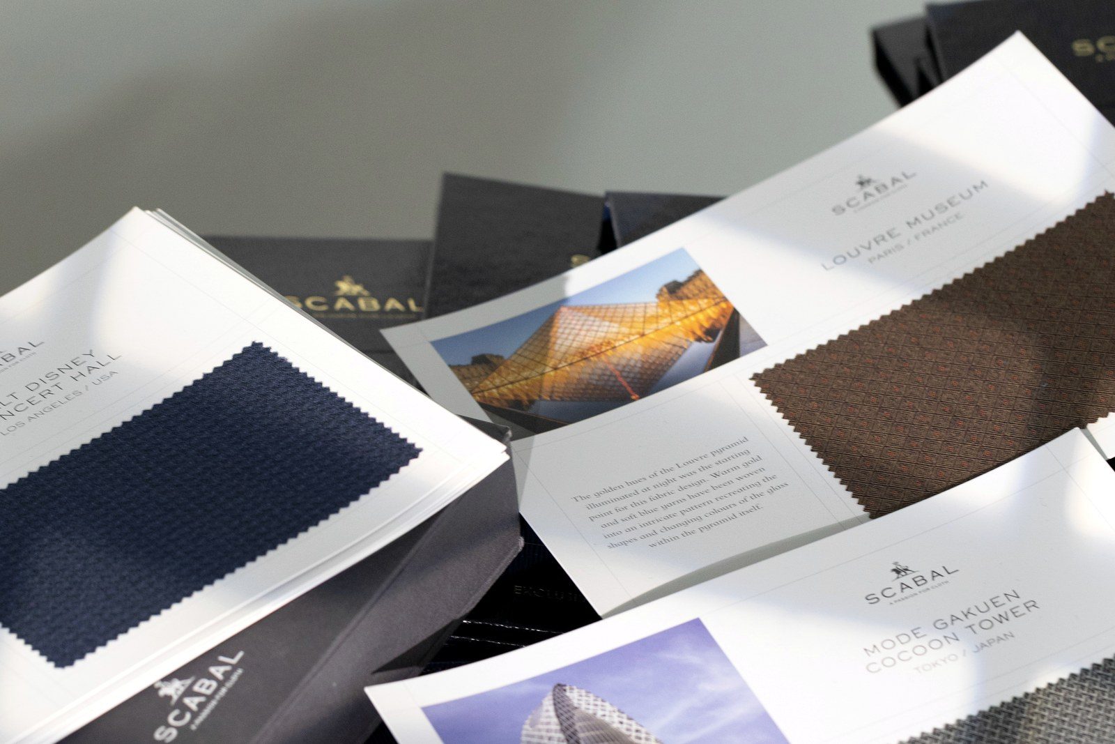 Scabal 面料是什麼？比利時起家、Huddersfield 織造的 Savile Row 12 號